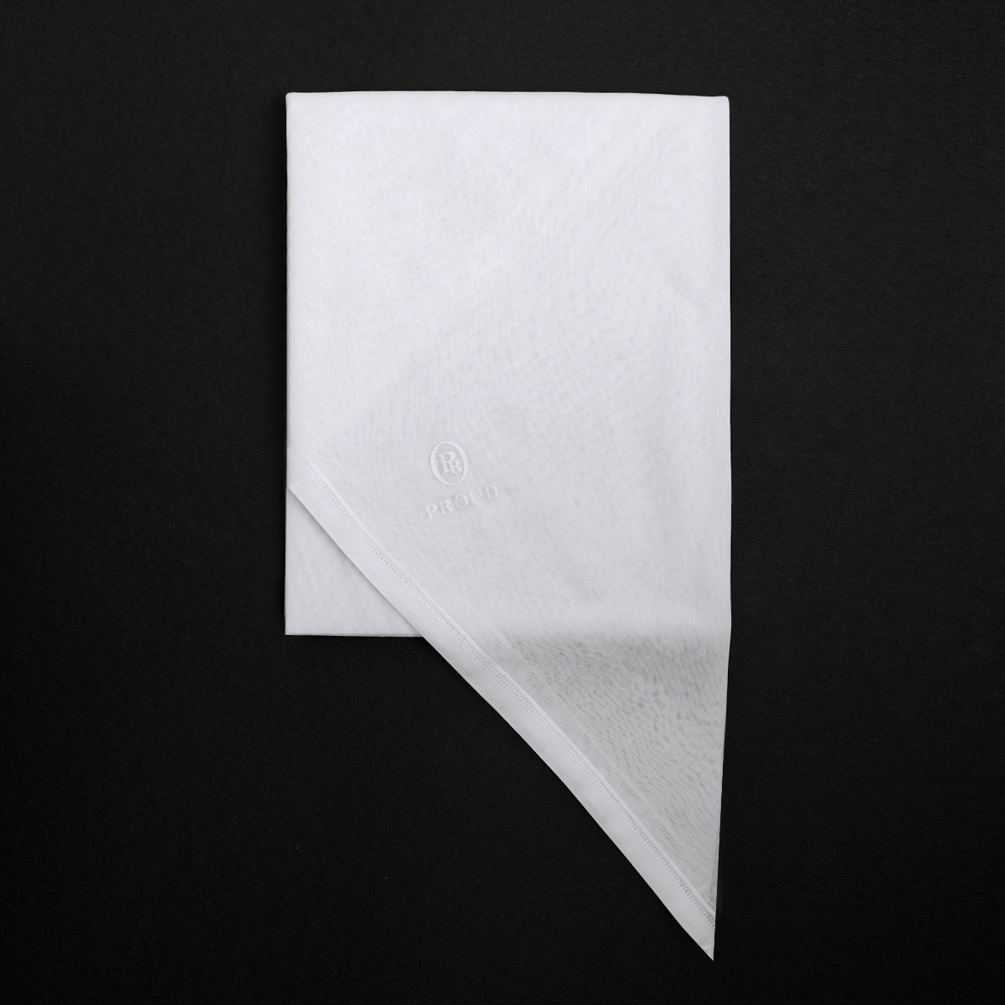 غترة براود سنو وايت ابيض