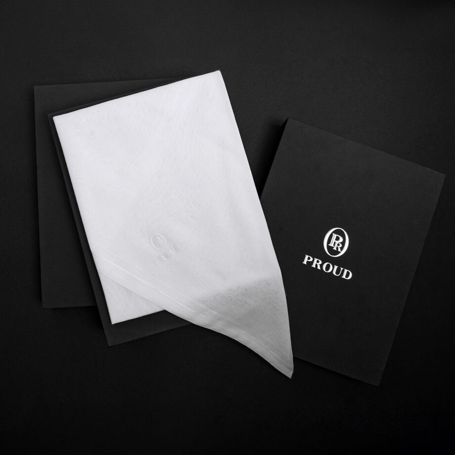 غترة براود سنو وايت ابيض